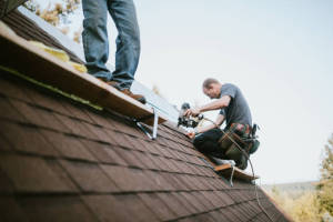 Local Roofers in Thornburg, AR